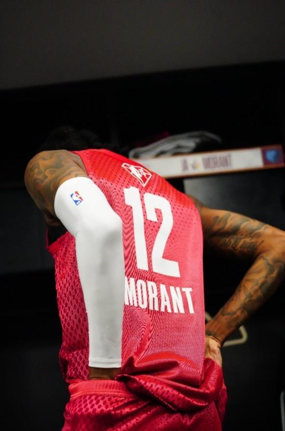 孟菲斯灰熊迎NBA总决赛关键赛,赛后更衣室发声,悬念犹存,更衣室氛围转暖的简单介绍 孟菲斯灰熊迎NBA总决赛关键赛,赛后更衣室发声,悬念犹存,更衣室氛围转暖的简单介绍